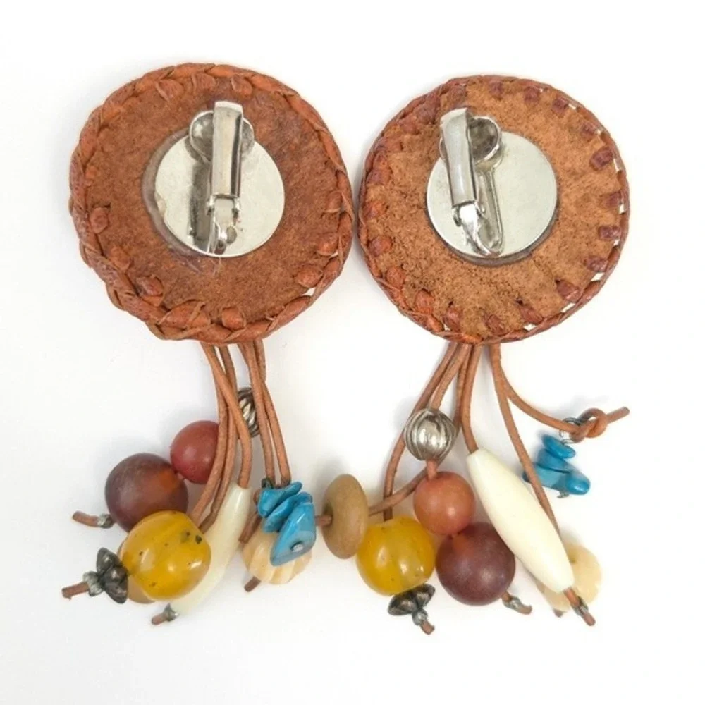 Wood‎ & Blue Beaded 28